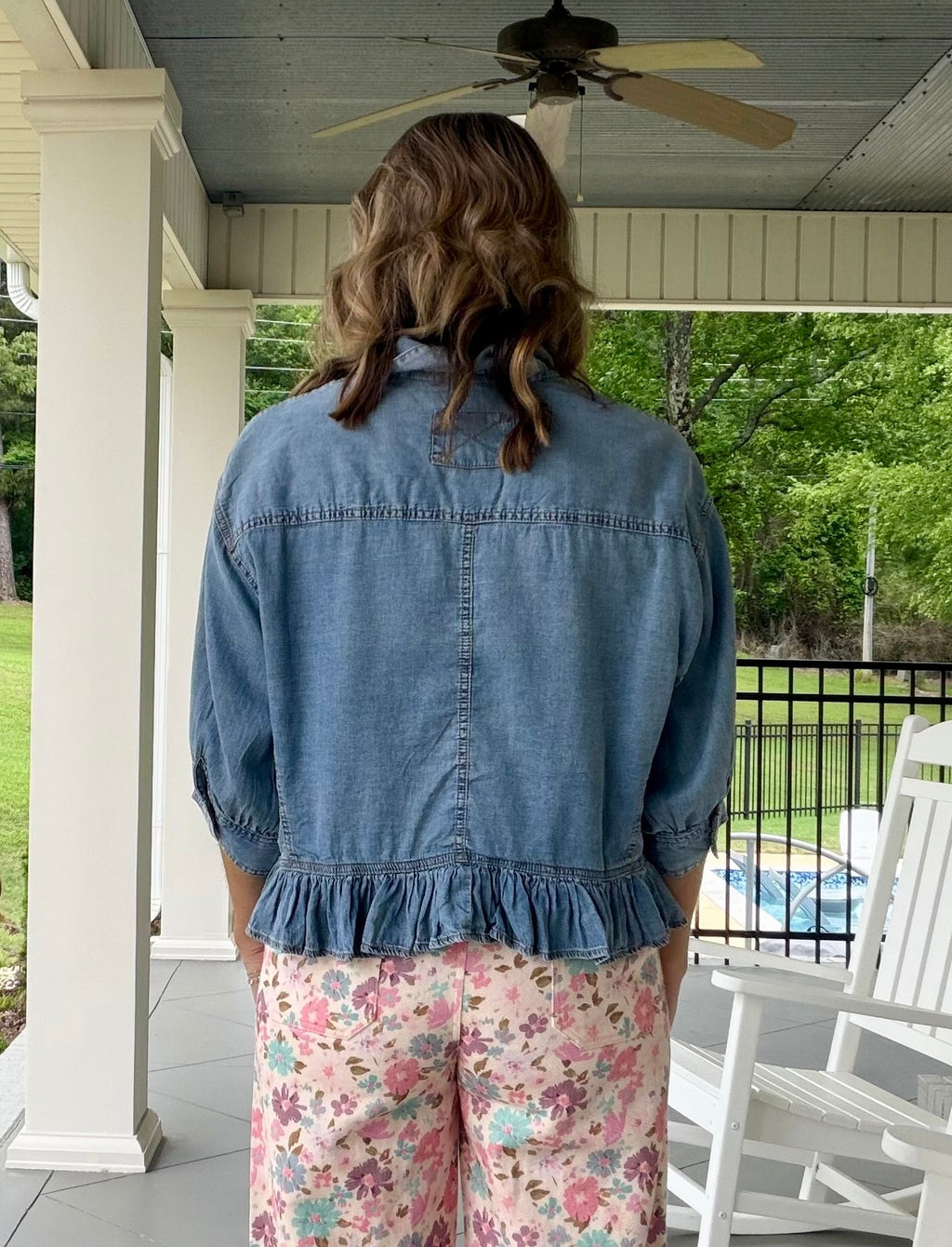 FILL UP THE DAY TOP - LT. DENIM