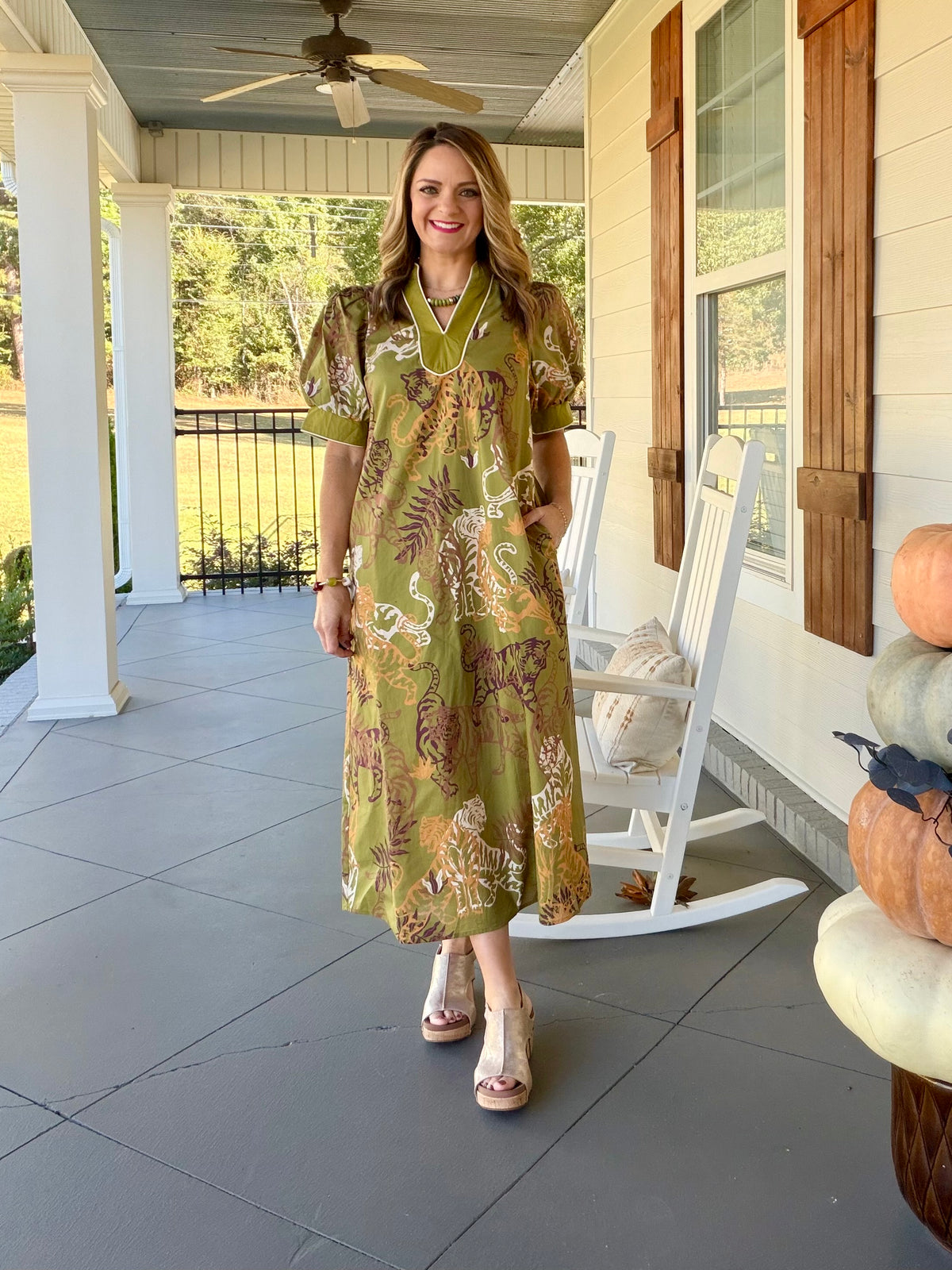 Tiger print short puff sleeve midi dress - Olive