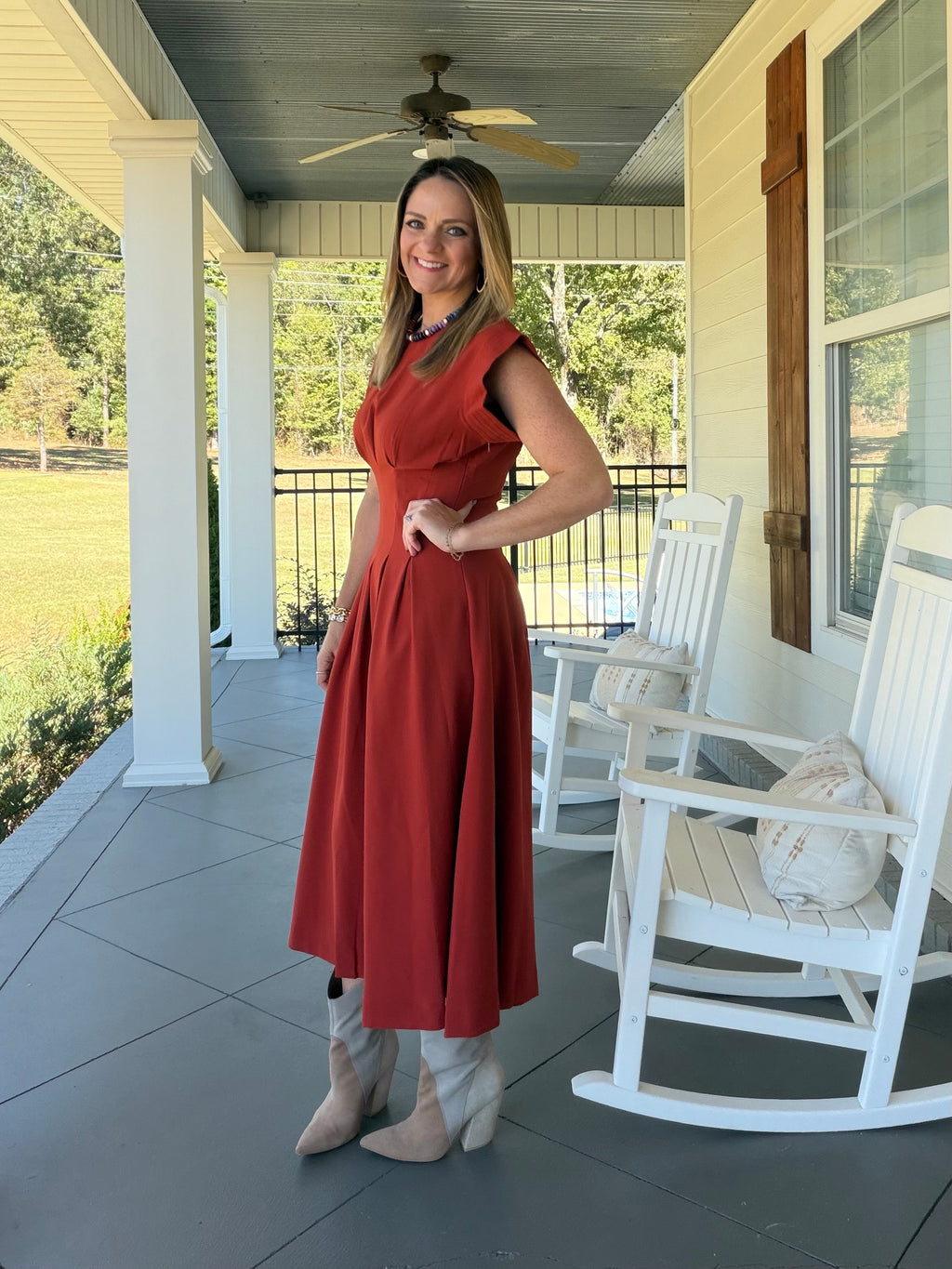 Pleated detail midi dress - Rust