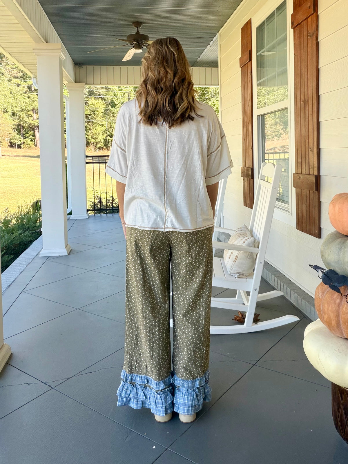 Floral print wide leg pants with ruffle details - Olive/Blue