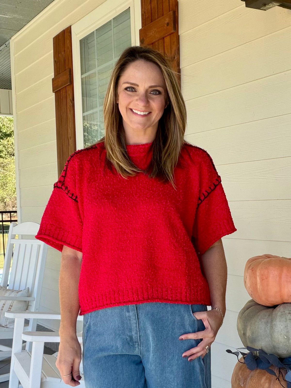 Short sleeve sweater with stitching details - Red