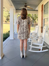 Load image into Gallery viewer, Zebra print short sleeve dress - Ivory
