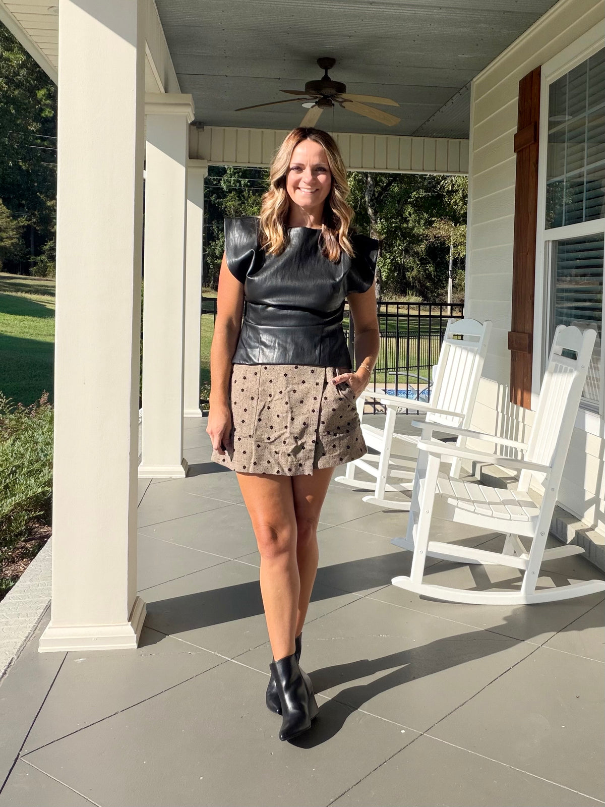 MORE THAN ENOUGH TOP - BLACK