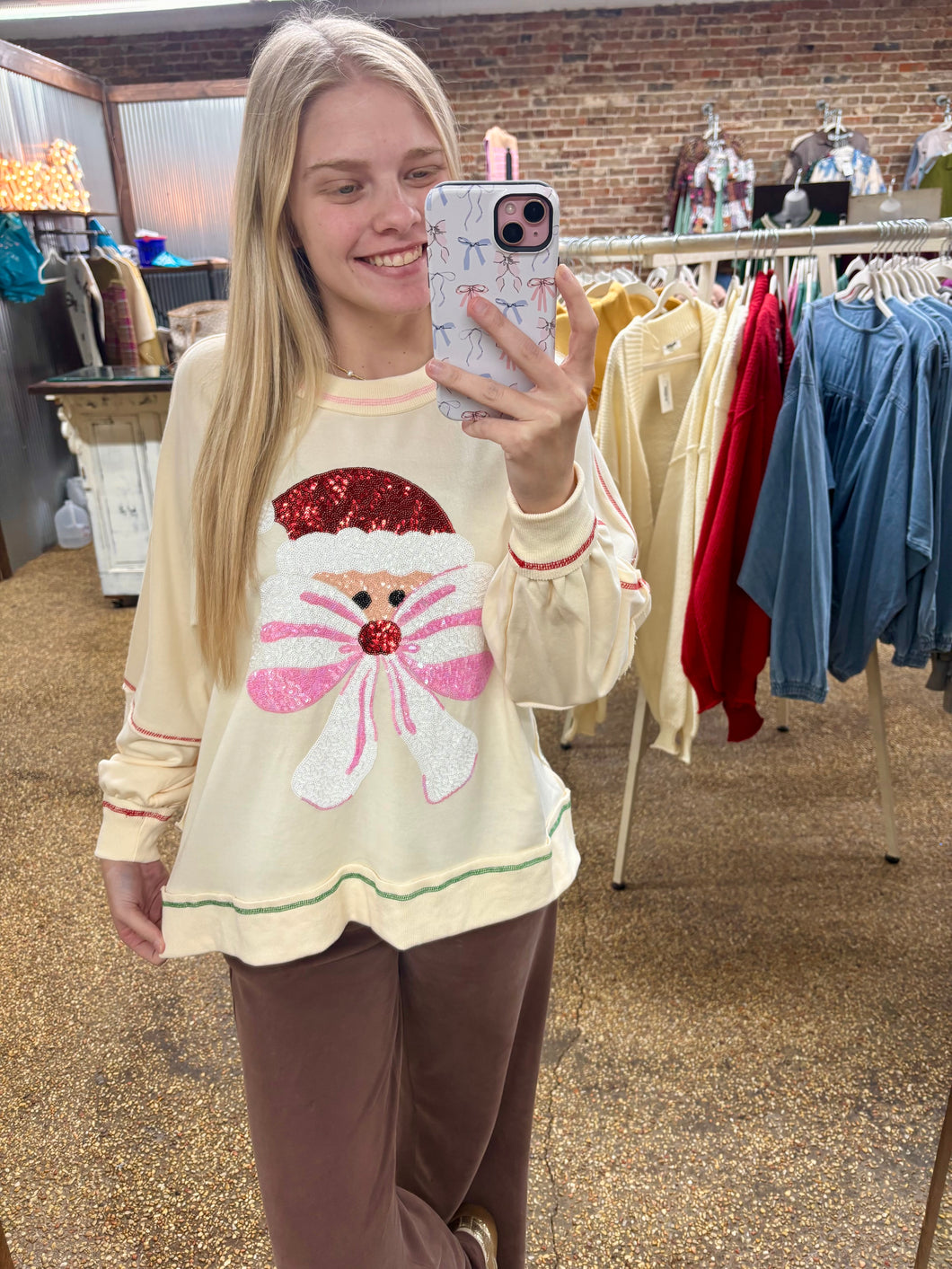 HERE COMES SANTA TOP - CREAM