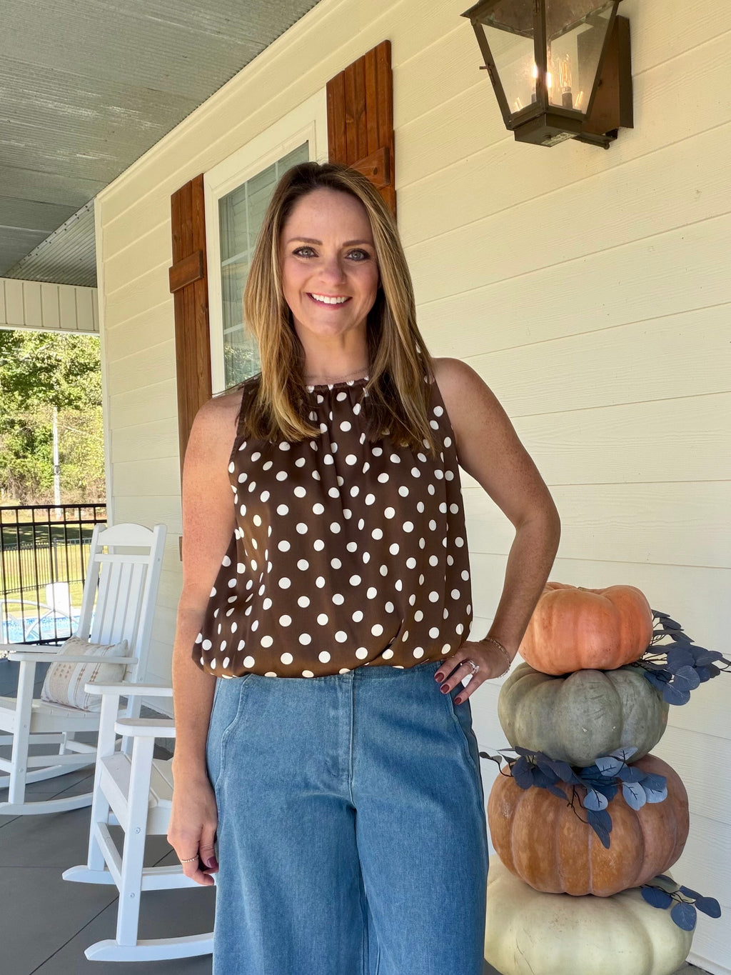 Sleeveless polka dot top - Brown