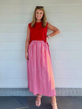 Load image into Gallery viewer, HERE ME OUT TOP - RED
