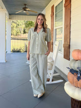 Load image into Gallery viewer, EVERYTHING YOU NEED SET - OLIVE/CREAM.
