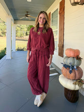 Load image into Gallery viewer, Mineral washed french terry set- Maroon
