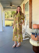 Load image into Gallery viewer, Tiger print short puff sleeve midi dress - Olive
