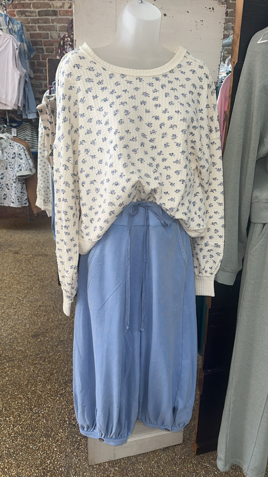 CLOSE TO ME PANTS - BLUE