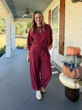 Load image into Gallery viewer, Mineral washed french terry set- Maroon
