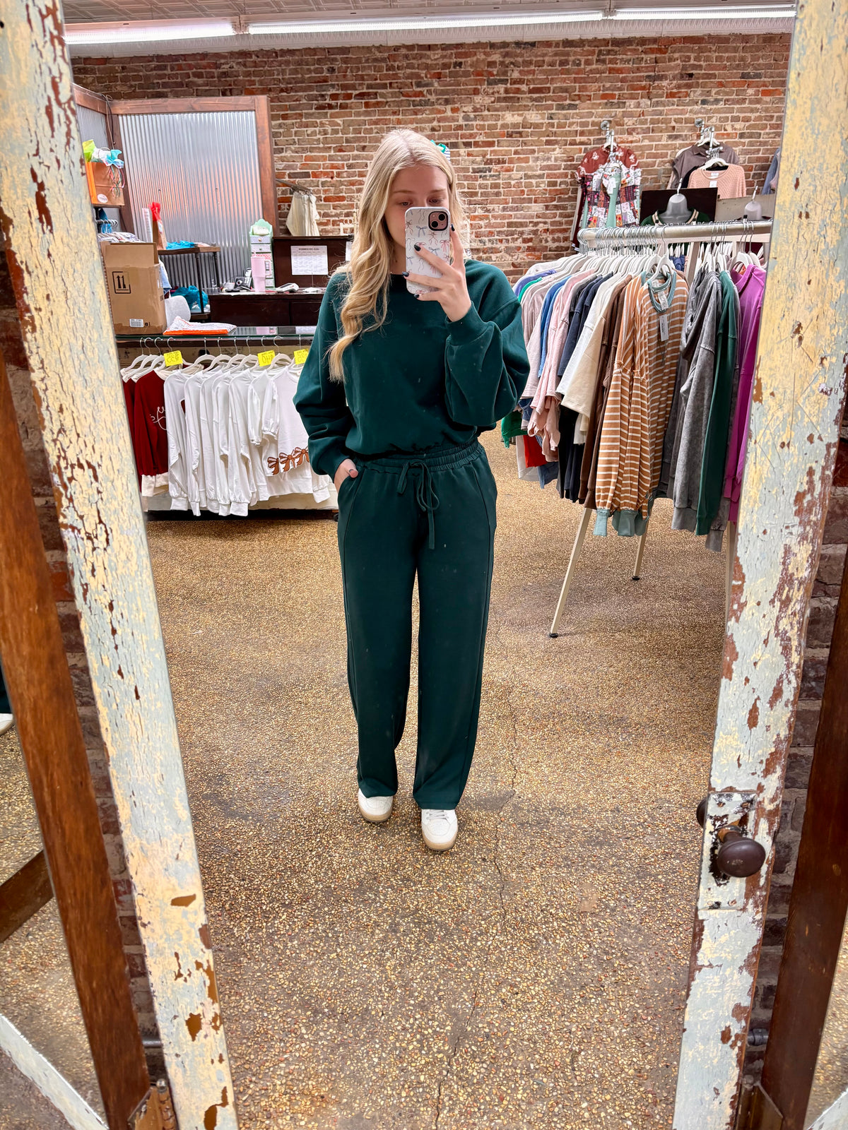OFF MY MIND PANTS - EMERALD