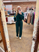 Load image into Gallery viewer, OFF MY MIND PANTS - EMERALD
