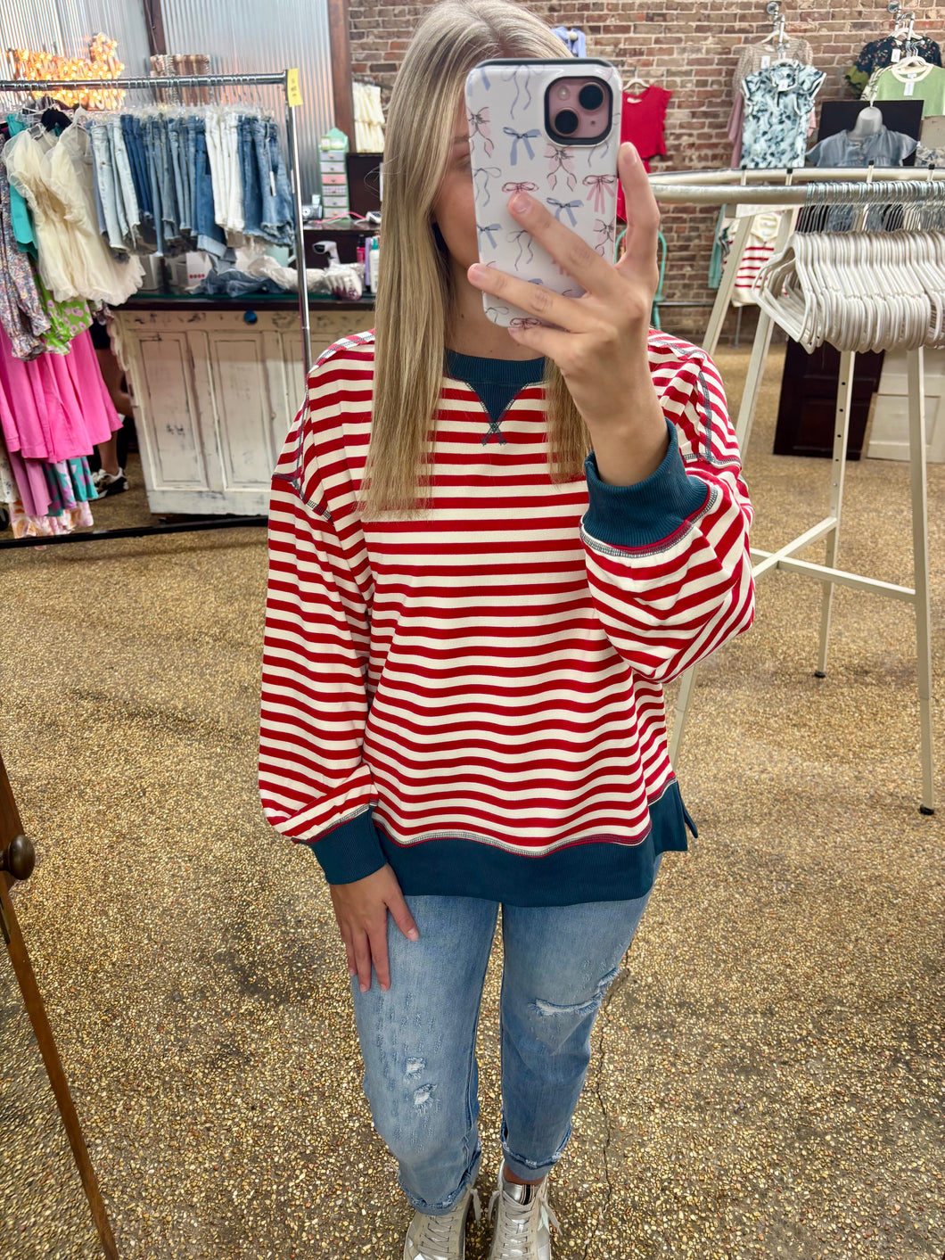 BACK ON UP TOP - RED/CREAM
