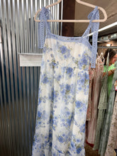 Load image into Gallery viewer, WHEN IT BEGINS DRESS - WHITE/BLUE
