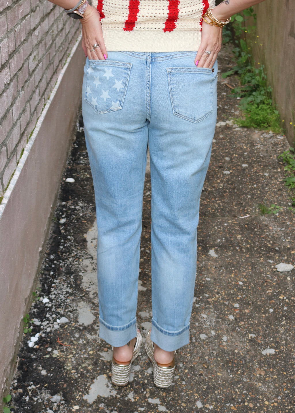 MAKE THE CALL JEANS - LIGHT WASH