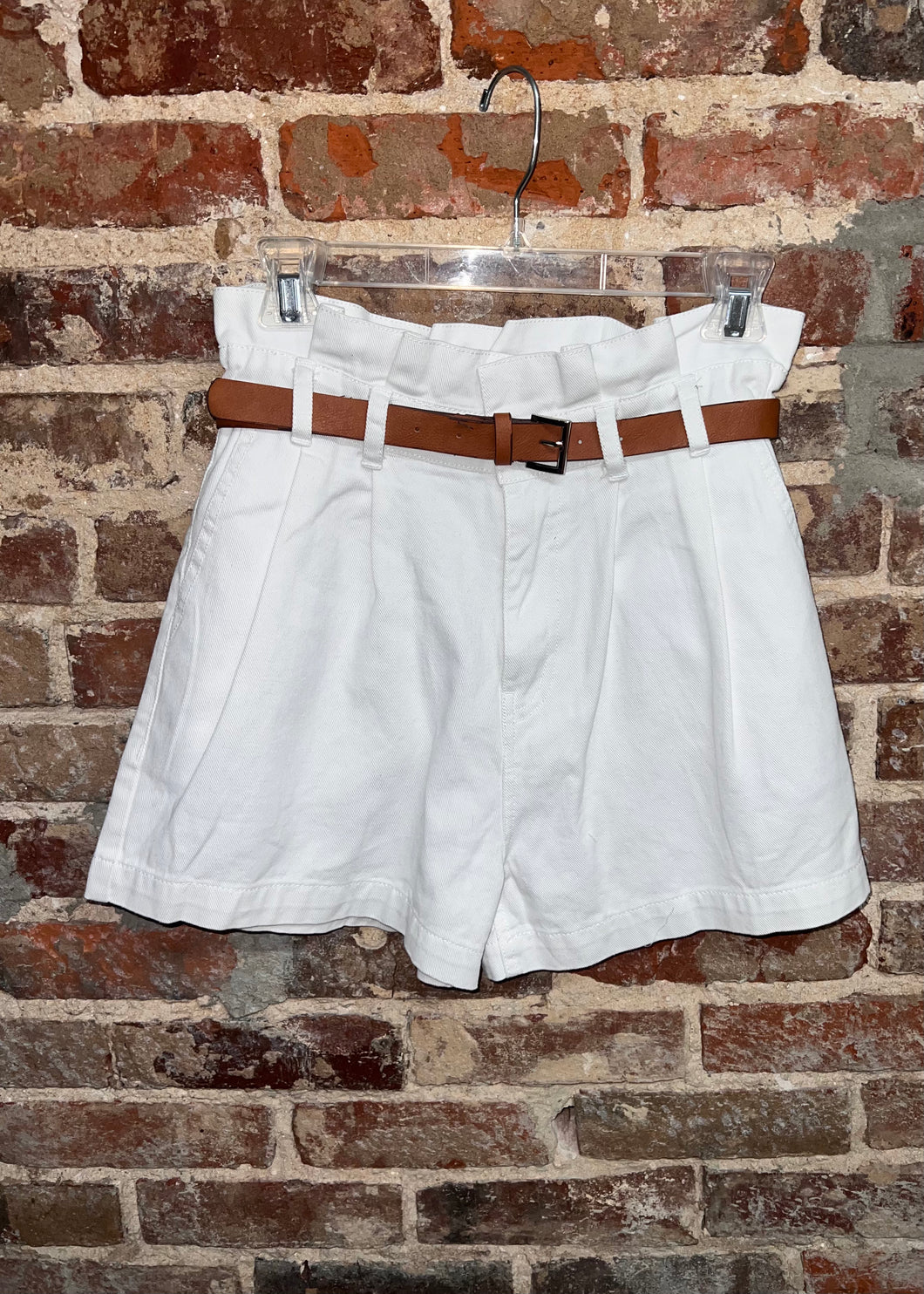 FOR THE MOMENT SHORTS - WHITE