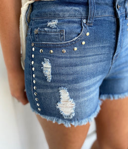 DENIM SHORTS W/ STUDS