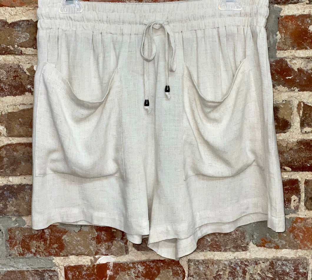 SUMMER PARADISE SHORTS - LINEN